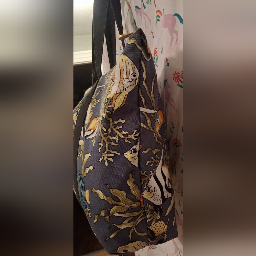EUC Jim Thompson Navy Silk Tropical Fish Coral Reef Casual Travel Tote Purse Bag - Picture 7 of 10